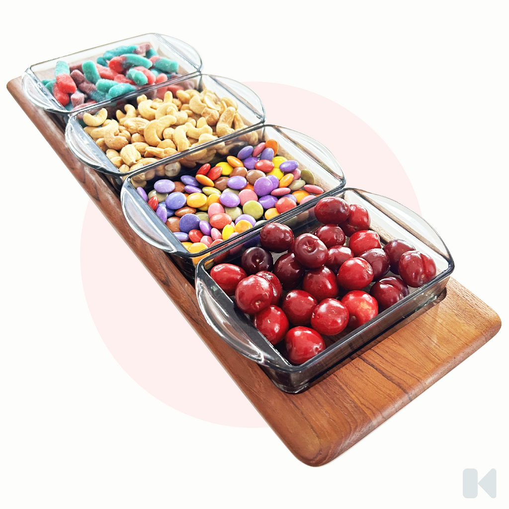 Digsmed | Teak Plateau and 4 Glass Serving Trays